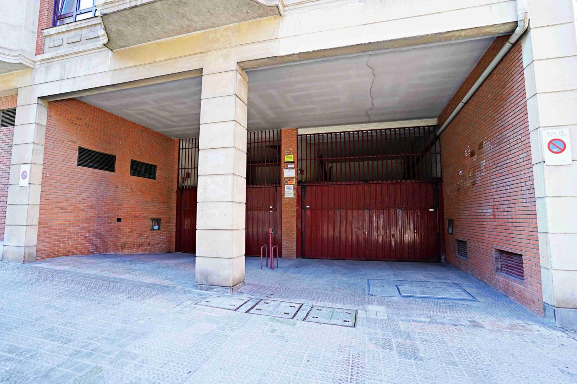 Apart 2 Terrazas Para 4 Personas Bilbao Centro Eksteriør billede